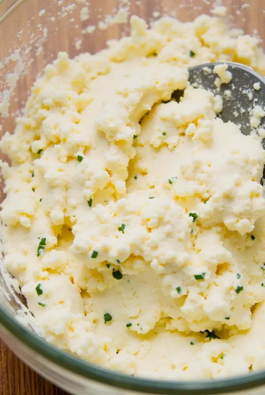 How to Make Oven Fried Feta Rolls
Step 1: Prepare the Filling