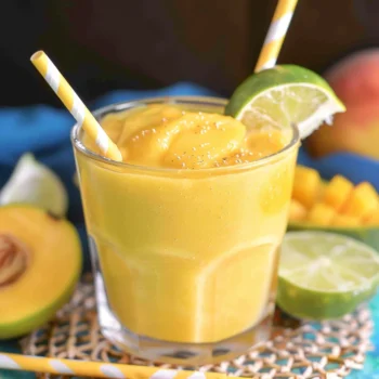 How to Make Easy Mango Smoothie